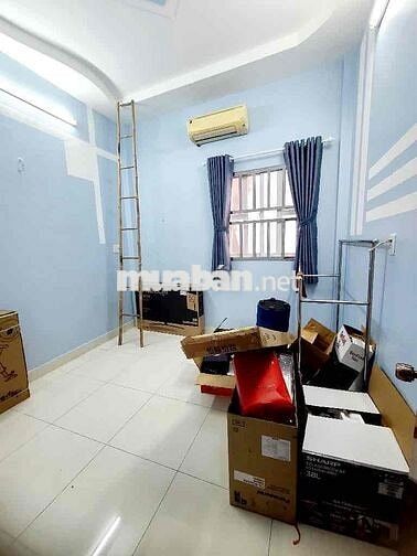 Nhà Hẻm To - Quận 8 - Giáp Võ Văn Kiệt - 4 phòng - vuông vức - hơn 5ty
