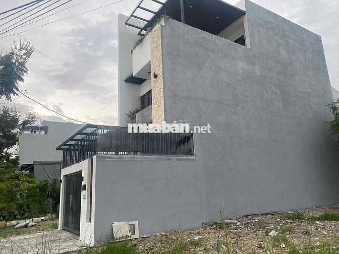 Đất biển Ngũ Hành Sơn - đường Hoàng Bình Chính