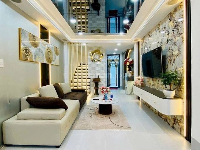 Nhà khu sân bay đường Phan Thúc Duyện cần bán, giá 5tỷ470/69,73m2