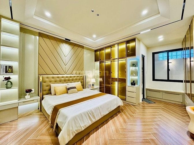 Đi nước ngoài bán gấp nhà Nhiêu Tâm, p5, Q5. 62m2. Chỉ 3,25tỷ. Hẻm 6m