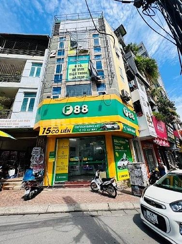mặt phố Đê La Thành mặt tiền 4.5m kinh doanh mọi ngành hàng