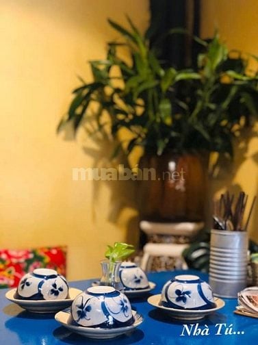 TUYỂN PHỤC VỤ NHÀ HÀNG Ở QUẬN 3