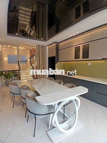 NHỈNH 9 TỶ , 65m2, 5 TẦNG , HXH LÊ VĂN QUỚI , BT