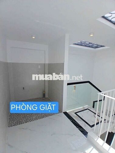 NHỈNH 9 TỶ , 65m2, 5 TẦNG , HXH LÊ VĂN QUỚI , BT