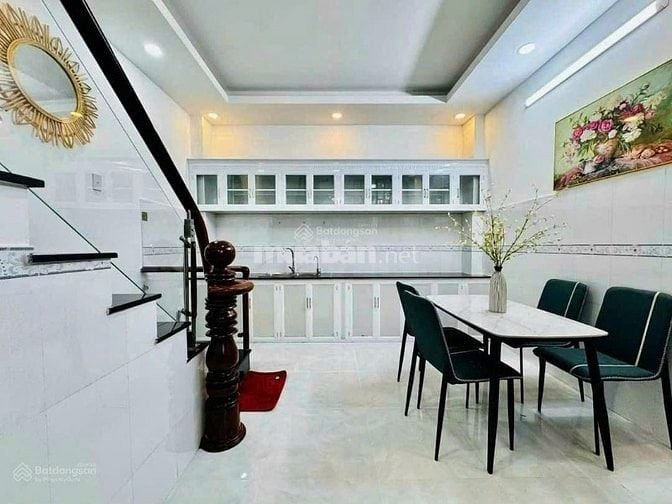 Định cư bán gấp nhà đẹp Xô Viết Nghệ Tĩnh, Bình Thạnh giá 2 tỷ 750 TL