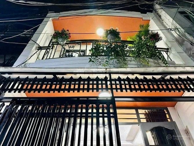 Định cư bán gấp nhà đẹp Xô Viết Nghệ Tĩnh, Bình Thạnh giá 2 tỷ 750 TL