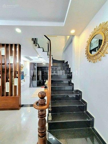 Định cư bán gấp nhà đẹp Xô Viết Nghệ Tĩnh, Bình Thạnh giá 2 tỷ 750 TL