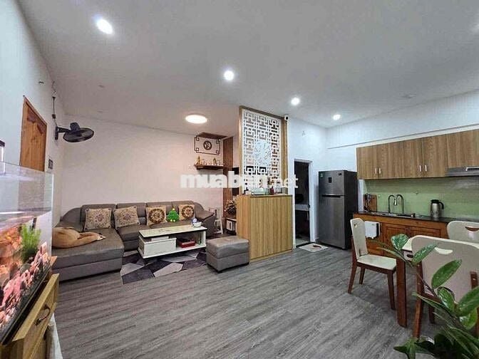 Cho Thuê Chung Cư 2 phòng ngủ ( 70m2 )