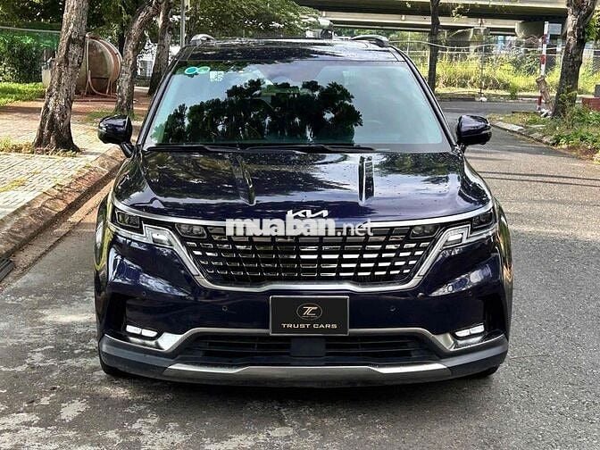 Kia Carnival 2022 2.2D Signature , odo chuẩn 7vạn.