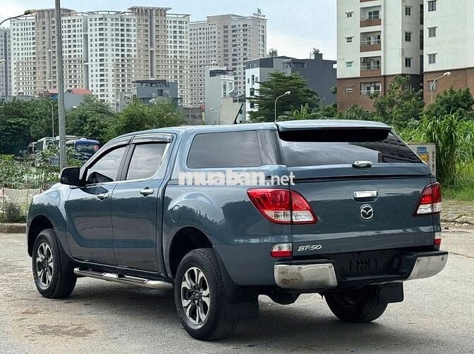 Bán xe Mazda BT 50 2018 số tự động 1 cầu màu xanh