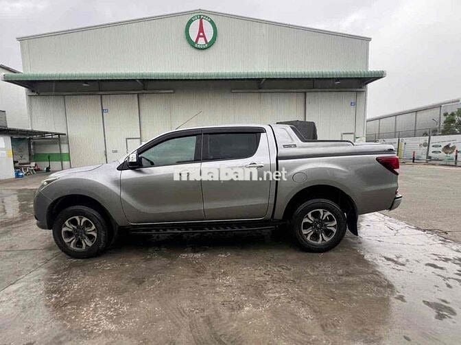 Mazda BT 50 2017 2.2L 4x2 AT - 130000 km