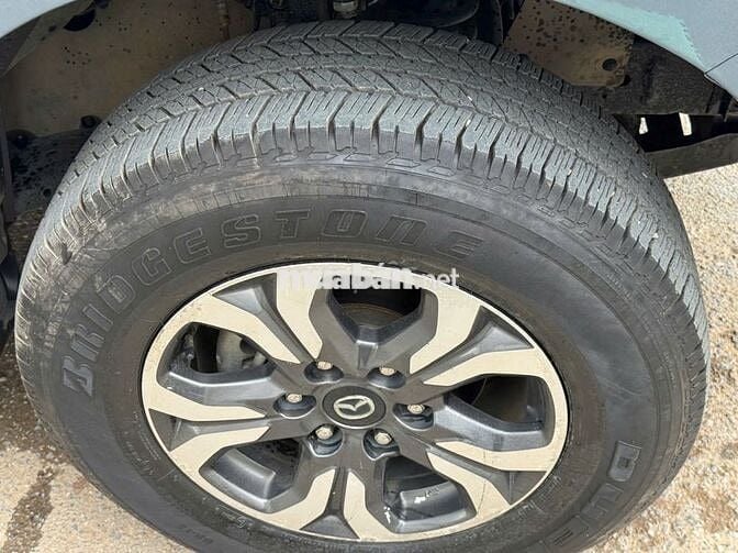 Bán xe Mazda BT 50 2018 số tự động 1 cầu màu xanh