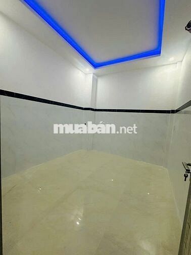 Nhà 2 tầng mới xây, nhà đẹp kiên cố là tâm huyết của gia đình.