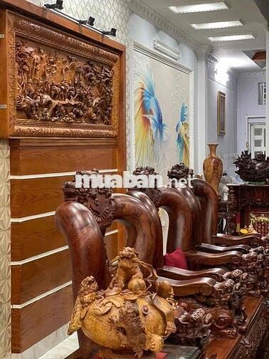 BÁN NHÀ 4 TÂNG MẶT TIỀN NGUYỄN VĂN CỪ KDC HỒNG PHÁT