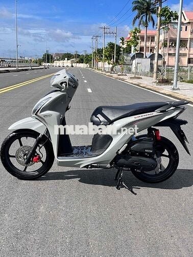 cần bán xe víion 2024 bánh lớn lướt 6 ngàn cây