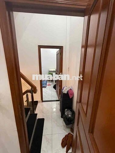 BÁN NHÀ 40M2 - 2 TẦNG - BHH A - HXH 6M - KẾ LÊN VĂN QUỚI