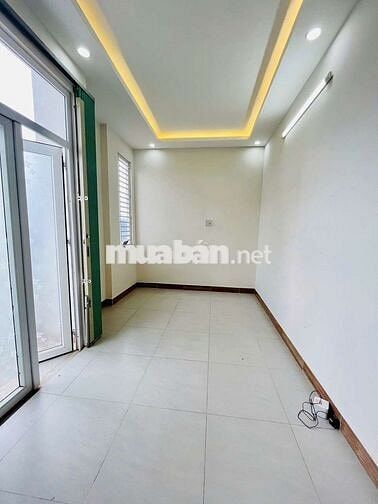 CHO THUÊ NHÀ LẦU MỚI ĐẸP SẴN MÁY LẠNH KDC PHÚ AN GIÁ 6.5TR/THÁNG
