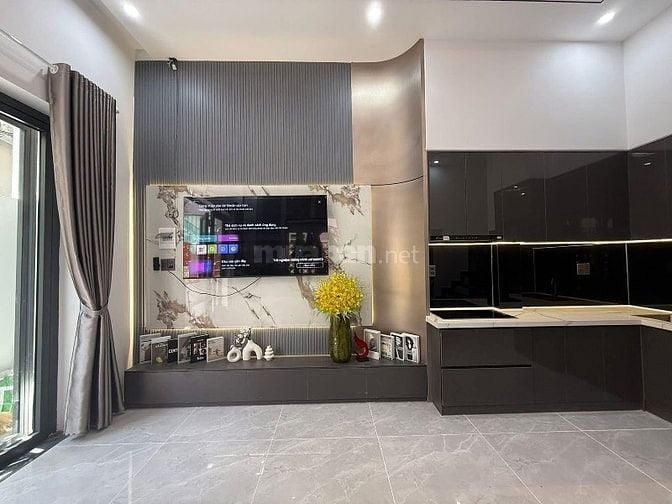 Nhà Tam Trinh 35m² – 5 tầng – Ô TÔ ĐỖ CỬA – Ngõ thông tứ tung 