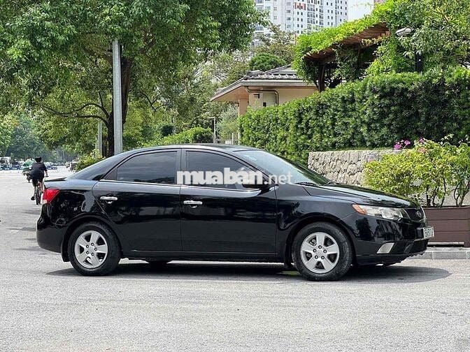 Kia Forte 2009 SLi 1.6 AT