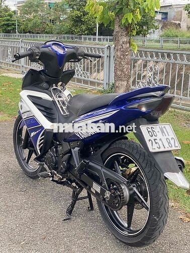 THANH LÍ EX 135 zin chất như mới