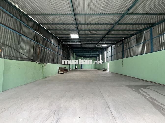 CHO THUÊ KHO XƯỞNG 300M2 NGAY NGÃ 3 ÔNG XÃ CÓ 3 PHA