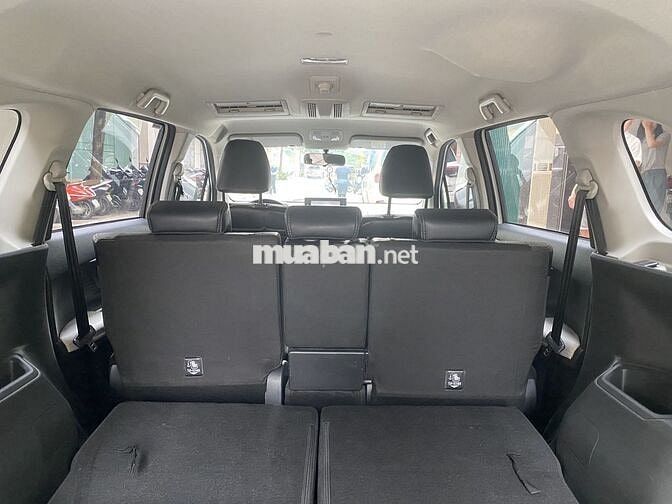 Toyota Veloz Cross 2022 đăng ký lđ 2023 như mới