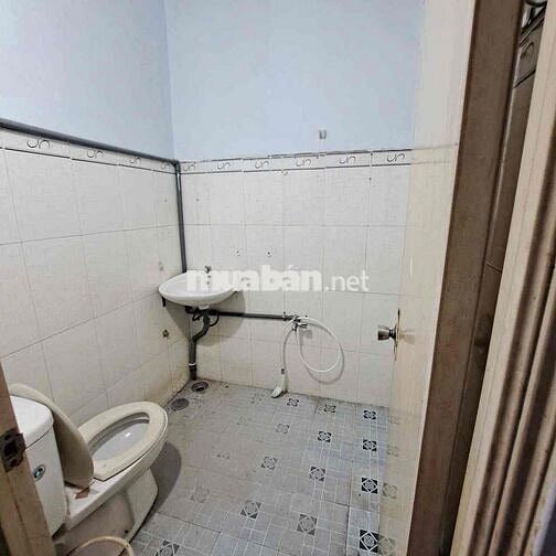 Mặt Tiền KD 3,5x20m 1Lầu (3PN 2WC) Vị Trí Sầm Uất. Kênh Nước Đen