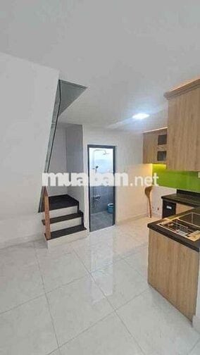 Nhà Ngang 4 - Ở ngay , Quận 8 - Hoàn Công - Hiện Hữu - chỉ hơn 4ty