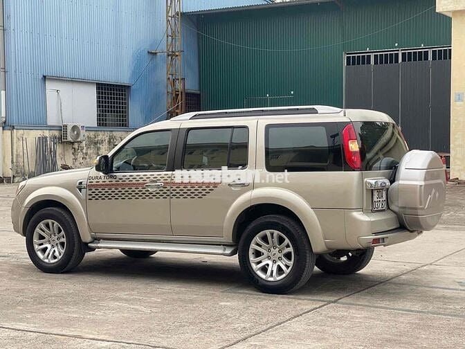Ford Everest 2013 Limited 4x2 Chính Chủ