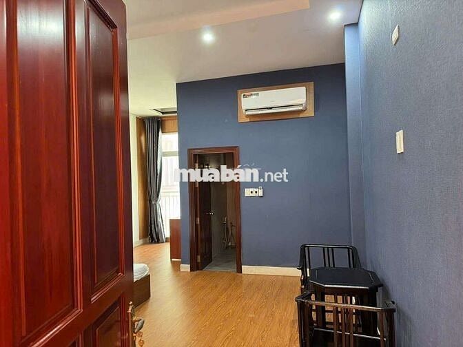 Cần cho thuê nhà mt đường Dương Đình Nghệ 4p căn hộ+mb kd spa