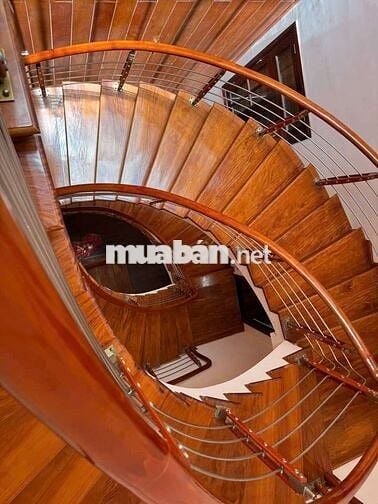 Cần cho thuê nhà mt đường Dương Đình Nghệ 4p căn hộ+mb kd spa