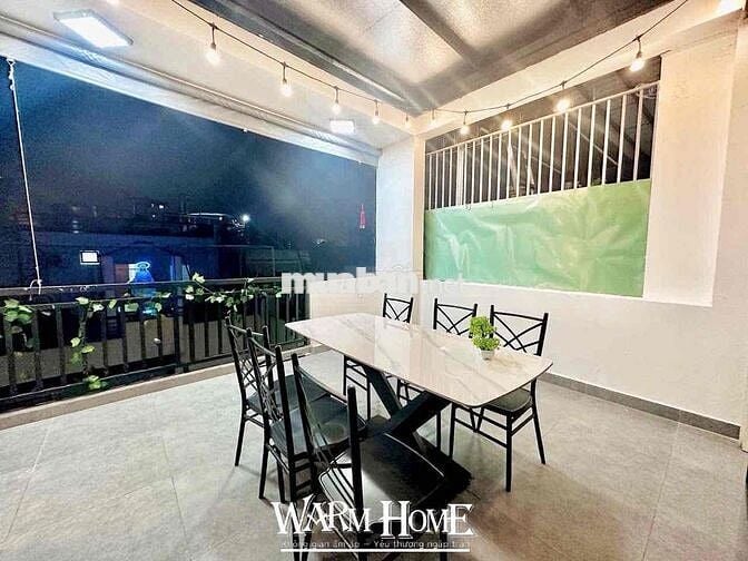 PENTHOUSE BAN CÔNG SIÊU RỘNG - FULL NỘI THẤT - GẦN Q1, Q2