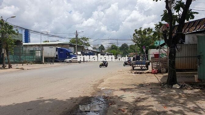 Cho thuê nhà kho 6x25 ngay chợ đầu mối Hóc Môn,cạnh Quốc Lộ 22