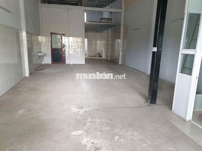 Cho thuê nhà kho 6x25 ngay chợ đầu mối Hóc Môn,cạnh Quốc Lộ 22
