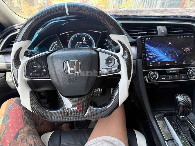 CIVIC 1.5L VTEC cuối 2017 đăng kí 2018