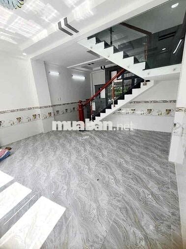 Nhà Hẻm Bự - Giáp Võ Văn Kiệt - 42m2 - 4 tầng - 4 phòng - chỉ hơn 4ty