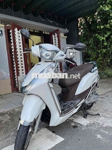 Gia đình thừa xe nên cần bán cho ai cần