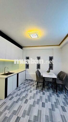 Mặt tiền 152 Lạc long quân p3 Q11