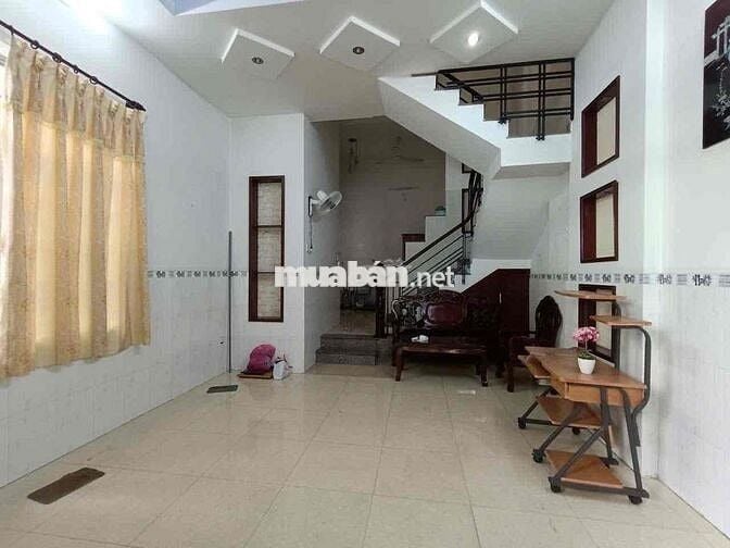 CHO THUÊ NHÀ 2 LẦU NGAY VINCOM THỦ ĐỨC 4PN 3WC Ở GIA ĐÌNH VĂN PHÒNG