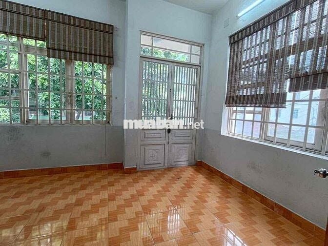 CHO THUÊ NHÀ 2 LẦU NGAY VINCOM THỦ ĐỨC 4PN 3WC Ở GIA ĐÌNH VĂN PHÒNG