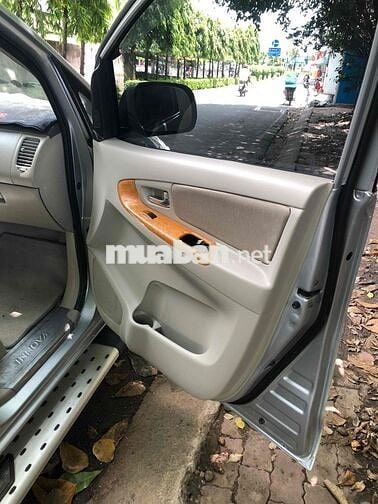 Toyota Innova 2011 G 2-O -G xe dep không lỗi anh b