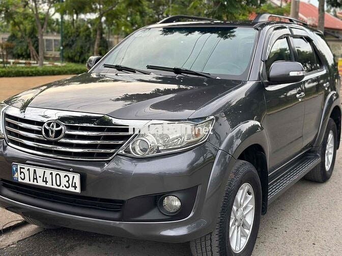 Toyota Fortuner 2012 2.7V 4x2 AT - 100000 km