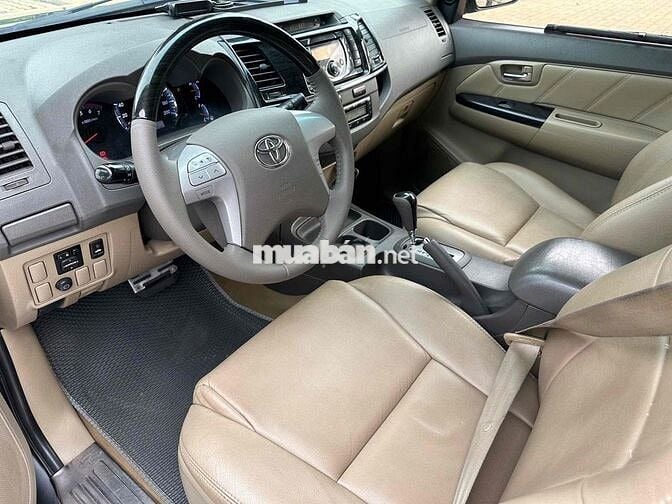 Toyota Fortuner 2012 2.7V 4x2 AT - 100000 km