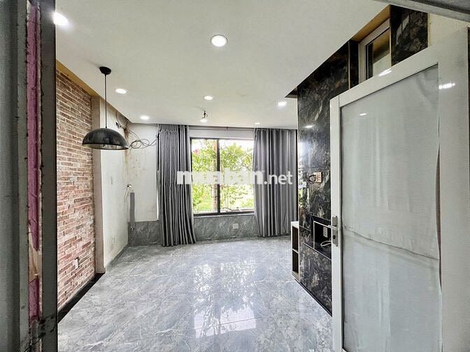 PHÒNG TRỐNG VÀO Ở LIỀN HẺM NGÔ CHÍ QUỐC