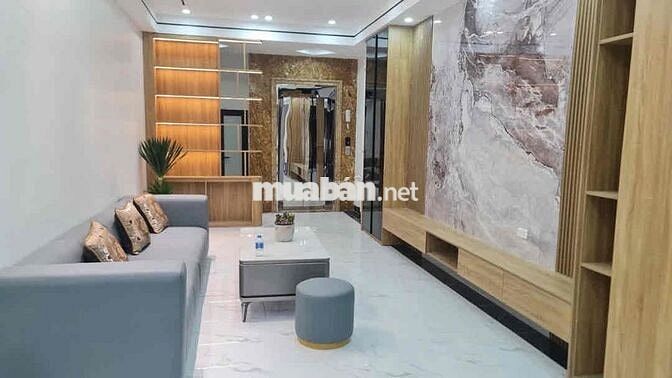 Bán nhà ngõ Cầu Giấy 31m 6 tầng thang máy cách ô tô tránh 10m