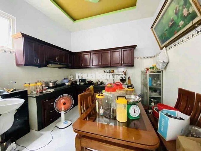 BÁN NHÀ MẶT PHỐ - 72m2 - 4 Tầng Đúc BTCT - P. Thới An Q12 - Nhà Lô Góc
