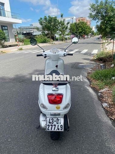 Chính chủ cần bán xe Vespa 3vie máy rin êm chạy ng
