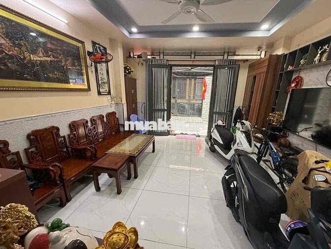 NHÀ HẺM XE HƠI NGỦ TRONG NHÀ – GẦN GA T3 SÂN BAY – CHÍNH CHỦ XÂY Ở