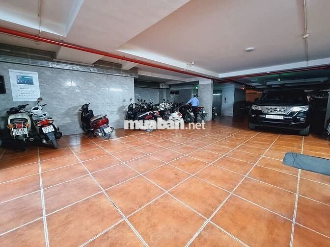 Bán tòa BUILDING MẶT PHỐ CẦU GIẤY 291m hai mặt tiền vỉa hè rộng 250 tỷ