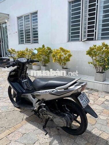 Xe yamaha novo nguyên gin